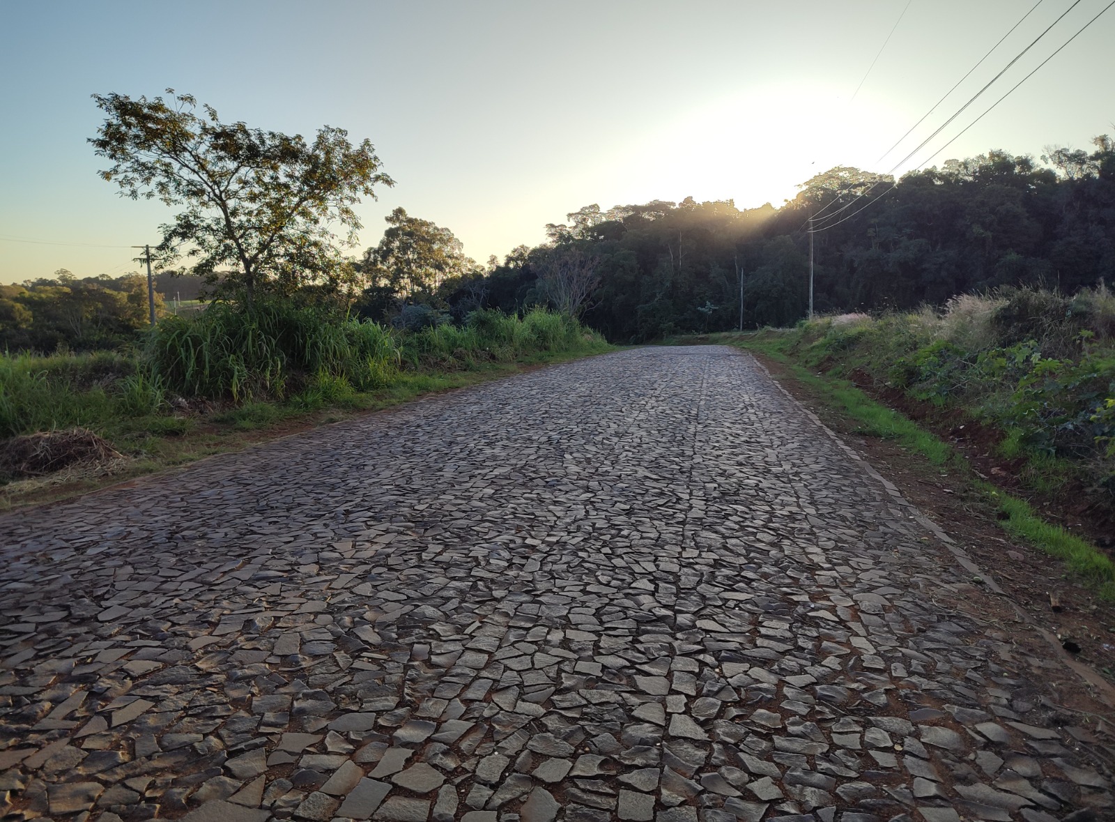 Câmara aprova abertura de créditos para pavimentação asfáltica da Estrada Santo Caeran e ruas do Bairro São Francisco de Paula