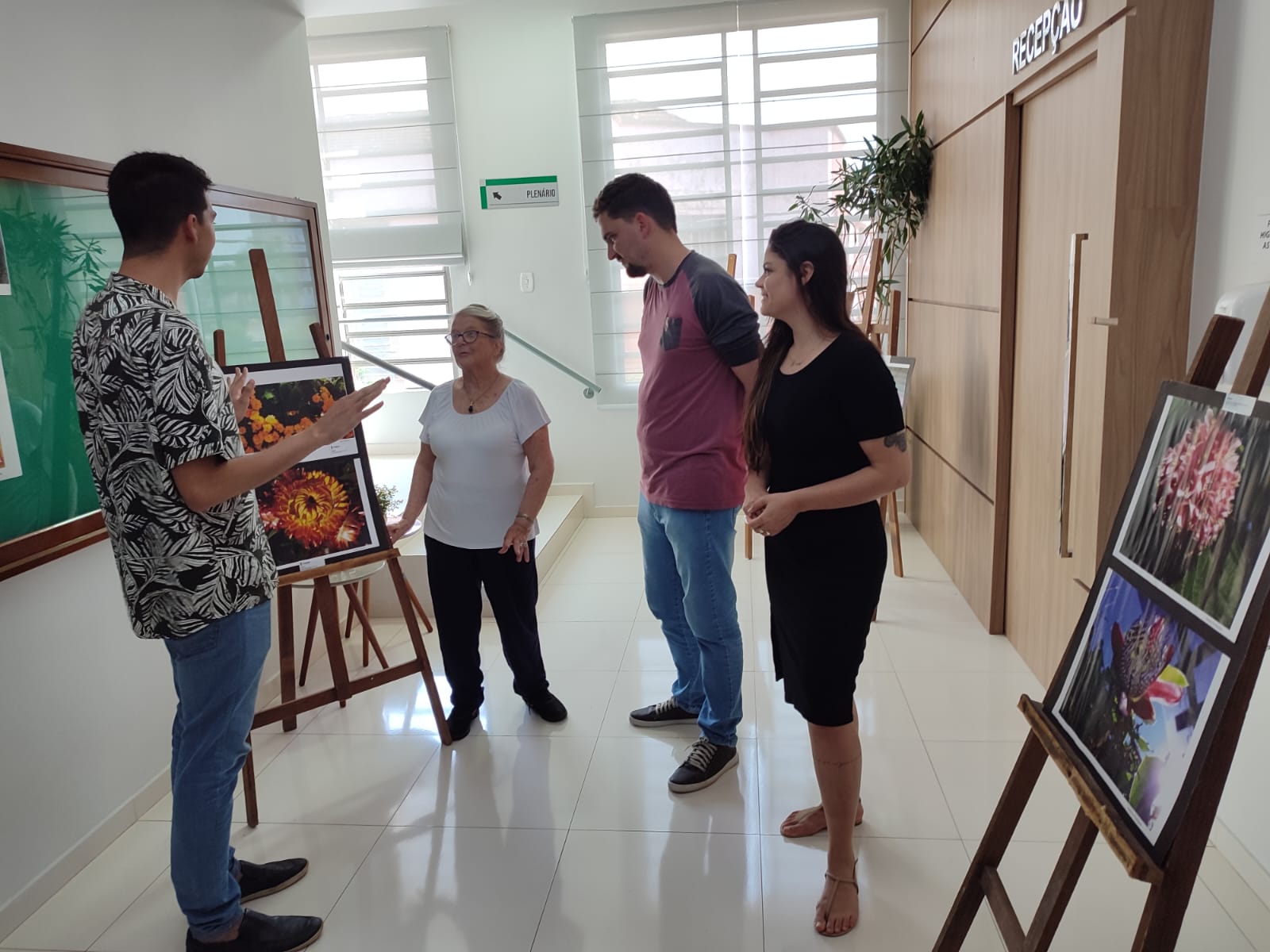 Câmara recebe exposição de fotos do Grupo Maturidade Ativa do Sesc