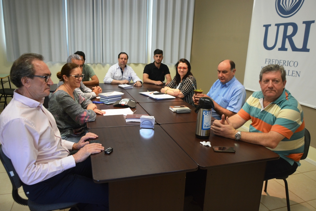 Presidente da Câmara de Vereadores presente no Conselho Universitário